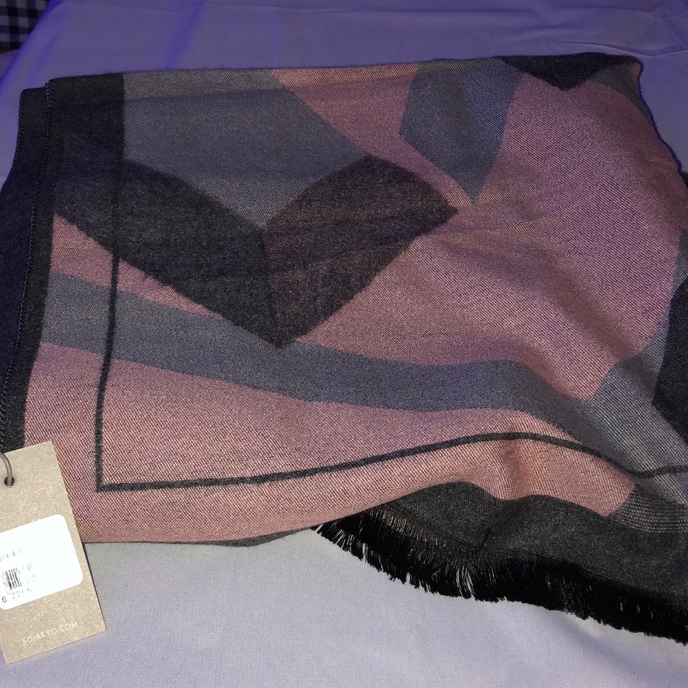 Soia & Kyo Larisa large scarf/shawl in Ash NWT